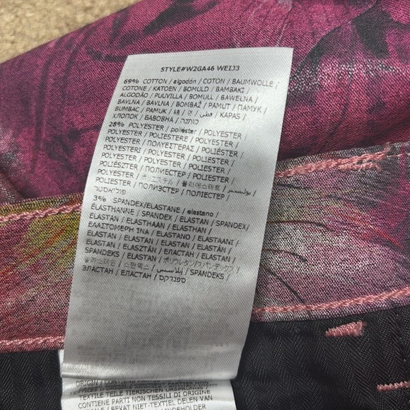 GUESS 1981 Printed Skinny Jeans Size 25 - Picture 10 of 11